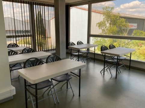 Une salle de réunion en location au centre d'affaires des méliades